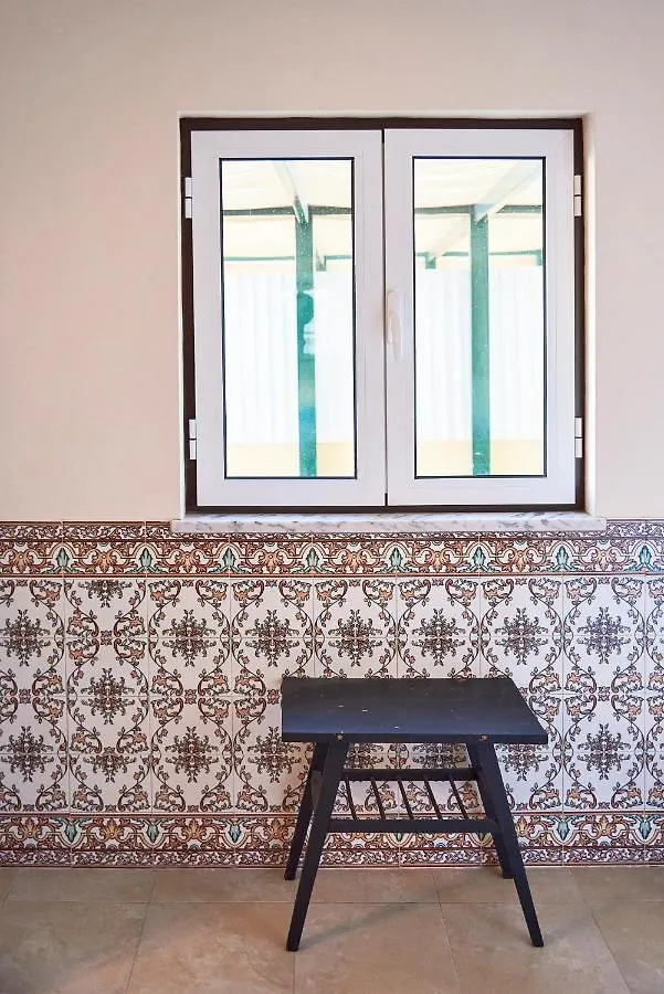 Renovated And Spacious Duplex Apartment With Patio, By Timecooler Lisboa