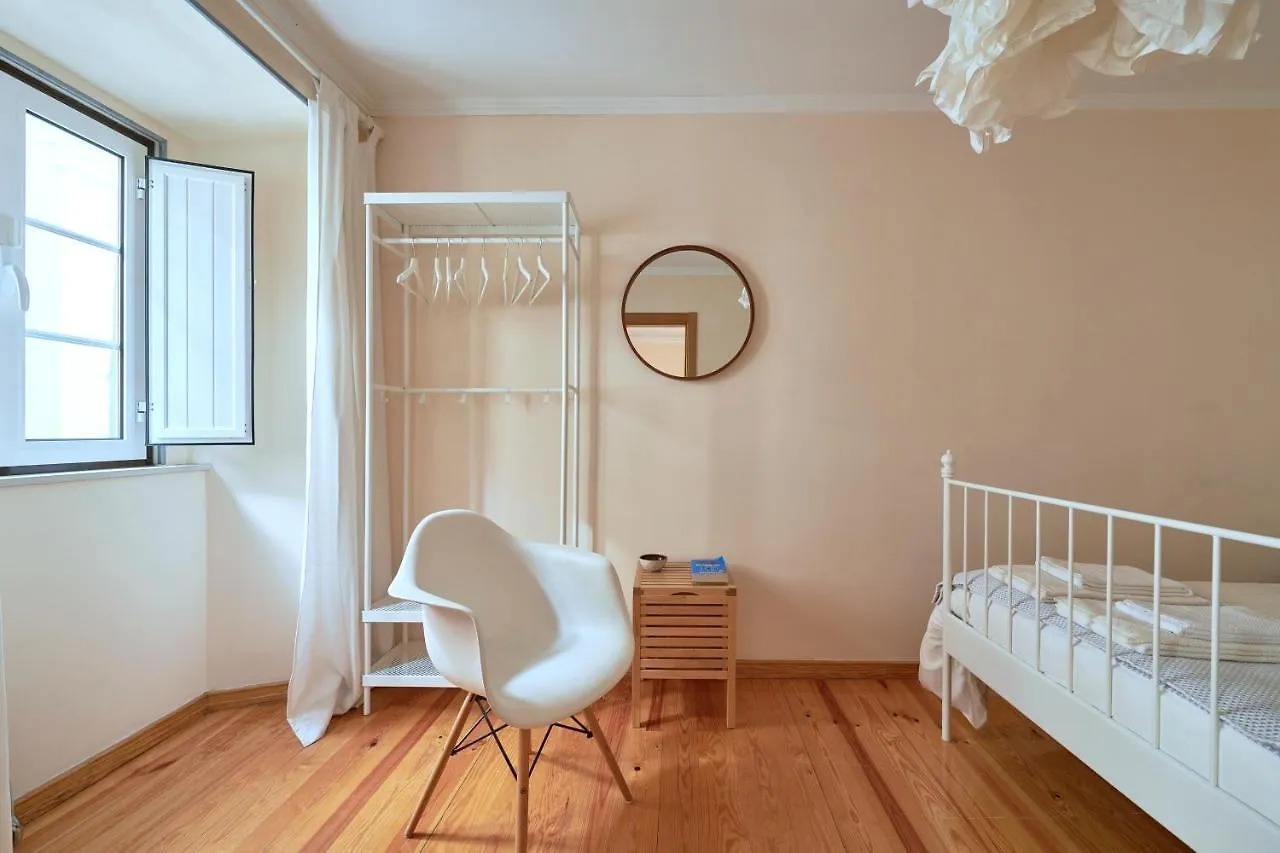 Renovated And Spacious Duplex Apartment With Patio, By Timecooler Lisbon